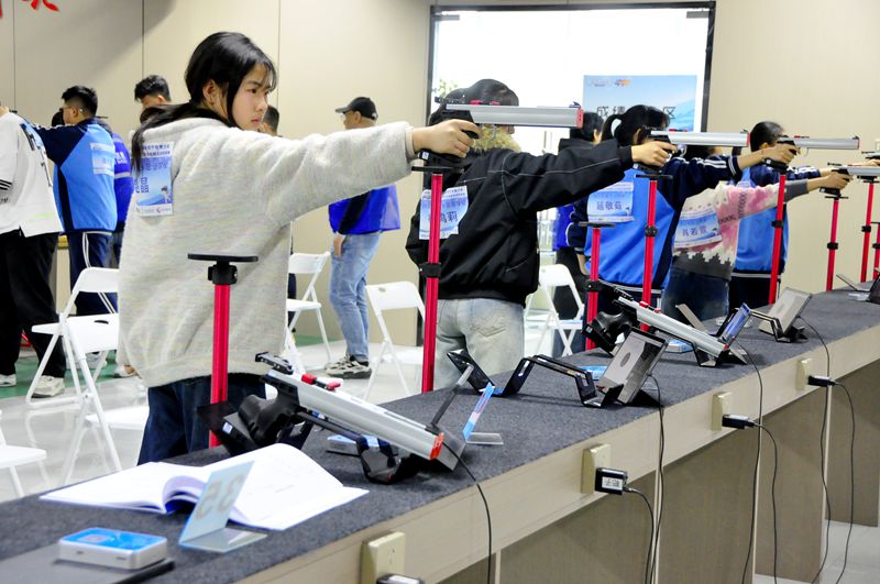 西宁市首届青少年光电射击校际联赛开赛：体教融合赋能，激活青少年体育发展新引擎 图5